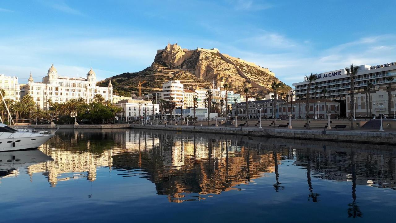 Town Hall Suite Alicante Exteriér fotografie